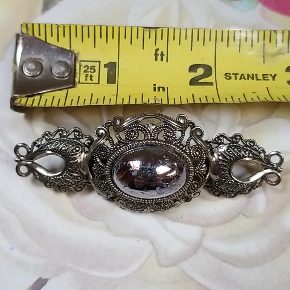Vintage Mid Century Antiqued Silver Tone Metal Brooch Pin - Picture 8 of 11